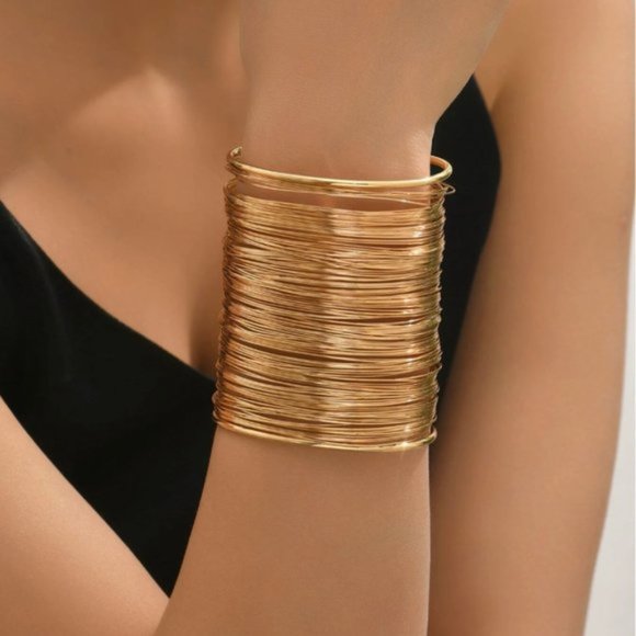 Gold Minimalist Cuff Bangle - Picture 2 of 4